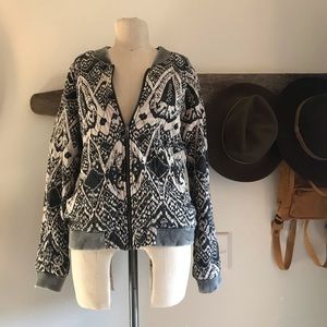 🌿🍁3 for $60🍁🌿 Free People Quilted Jacket